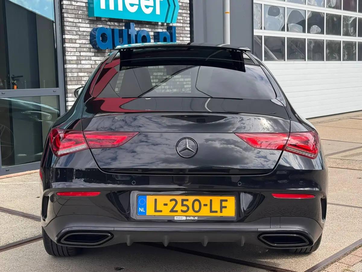 180 AMG EL-STOEL l PANO l SFEER l MATRIX l SOUND l KEYLESS l CAMERA l CARPLAY NIGHT l ORG.NL