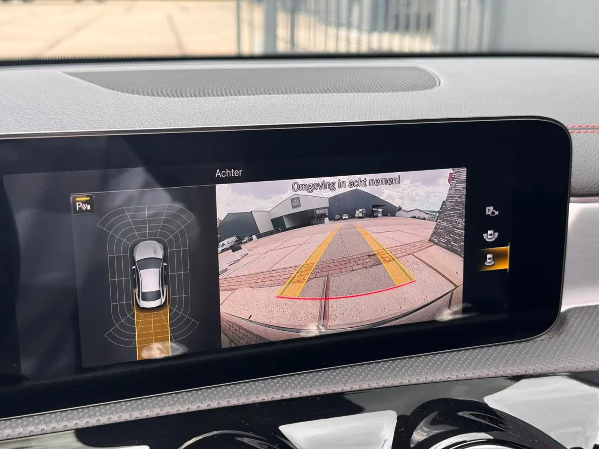 180 AMG EL-STOEL l PANO l SFEER l MATRIX l SOUND l KEYLESS l CAMERA l CARPLAY NIGHT l ORG.NL