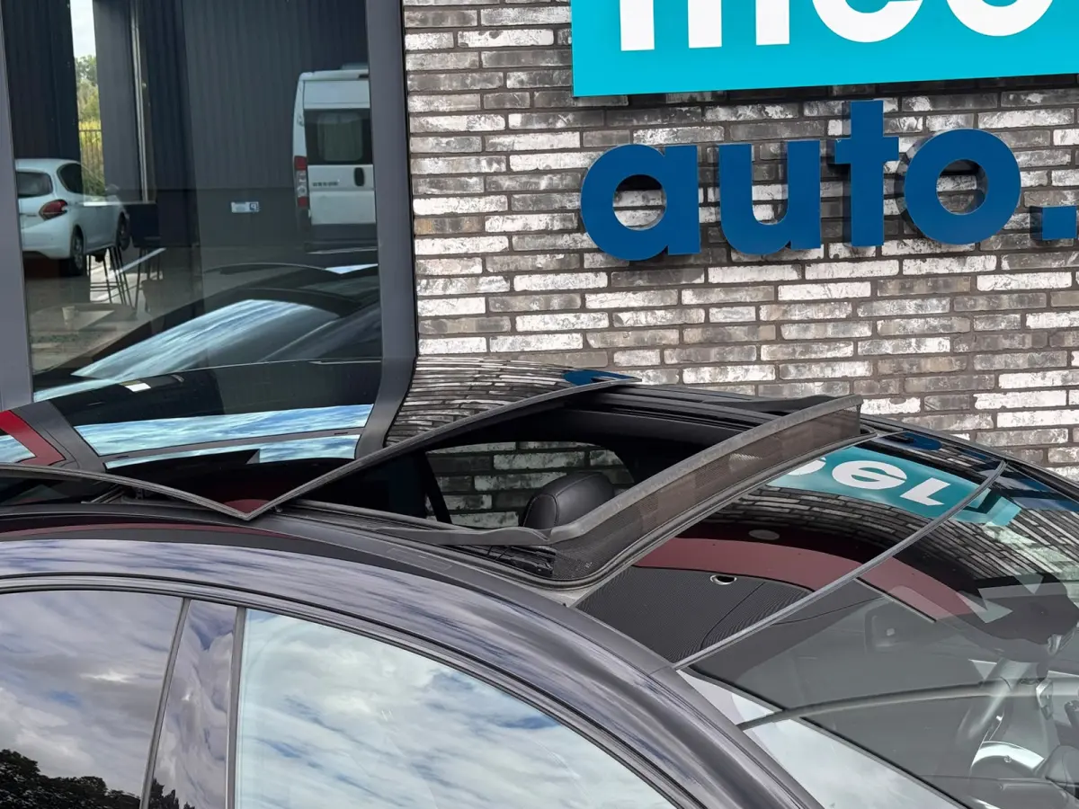 180 AMG PANO l SFEER l EL-STOEL l MATRIX l SOUND l KEYLESS l CAMERA l CARPLAY NIGHT l ORG.NL