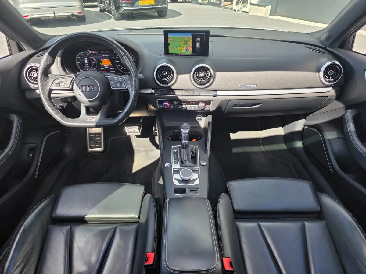 1.4 e-tron Sport Pro Line plus | PANO | B&O | RS SEATS | BLACK OPTIEK