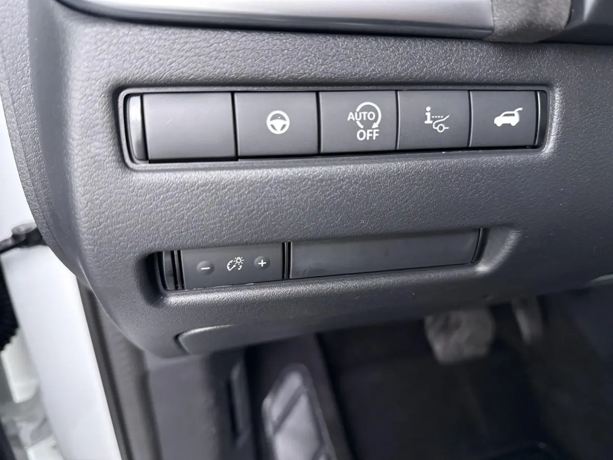 1.3 MHEV Xtronic Tekna Plus | € 3.000,- voorraadvoordeel | Bosé audio | Stoel- Stuur- & voorruitverwarming | 1800KG trekvermogen|