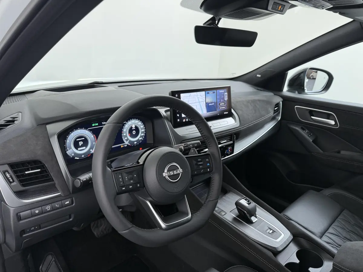 1.3 MHEV Xtronic Tekna Plus | € 3.000,- voorraadvoordeel | Bosé audio | Stoel- Stuur- & voorruitverwarming | 1800KG trekvermogen|