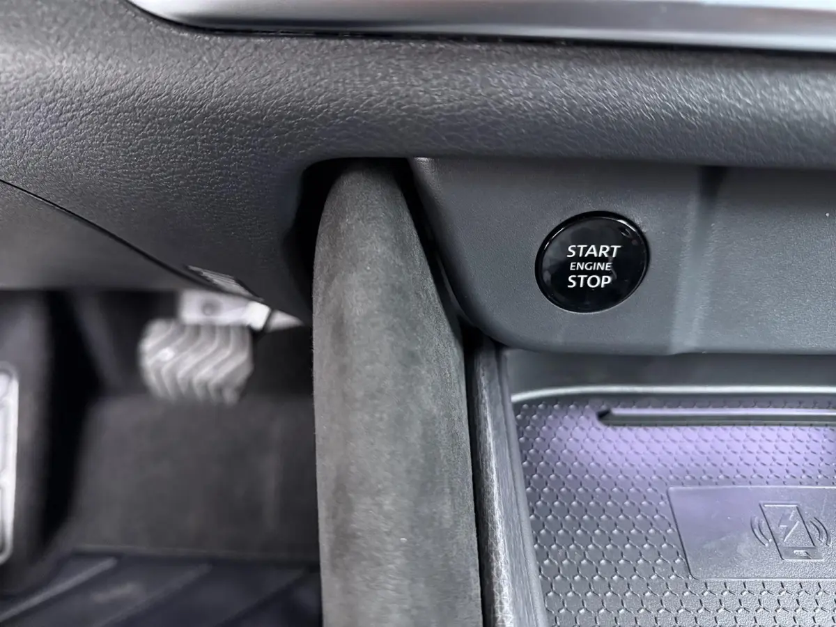 1.3 MHEV Xtronic Tekna Plus | € 3.000,- voorraadvoordeel | Bosé audio | Stoel- Stuur- & voorruitverwarming | 1800KG trekvermogen|
