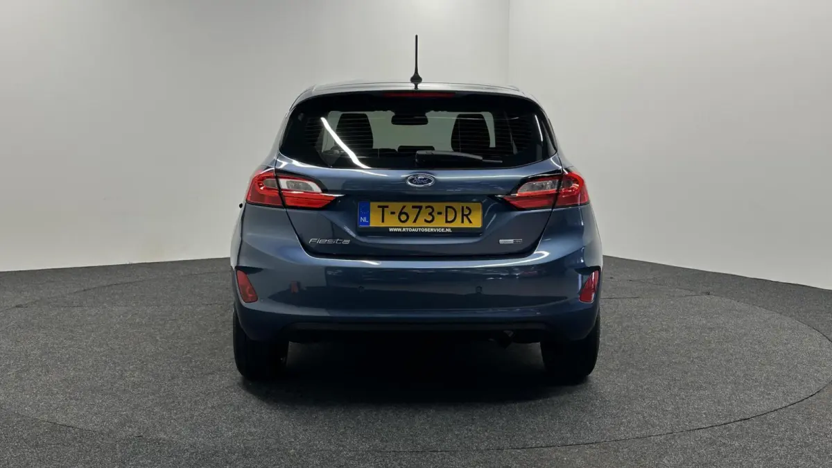 1.0 EcoBoost Hybrid Titanium NAVI CRUISE CARPLAY.