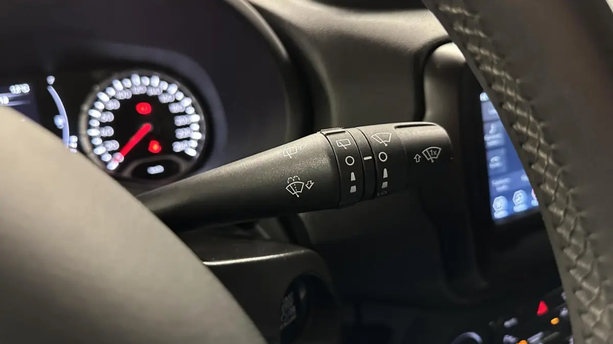 1.0T Longitude CRUISE CARPLAY NAVI ECC DAB.