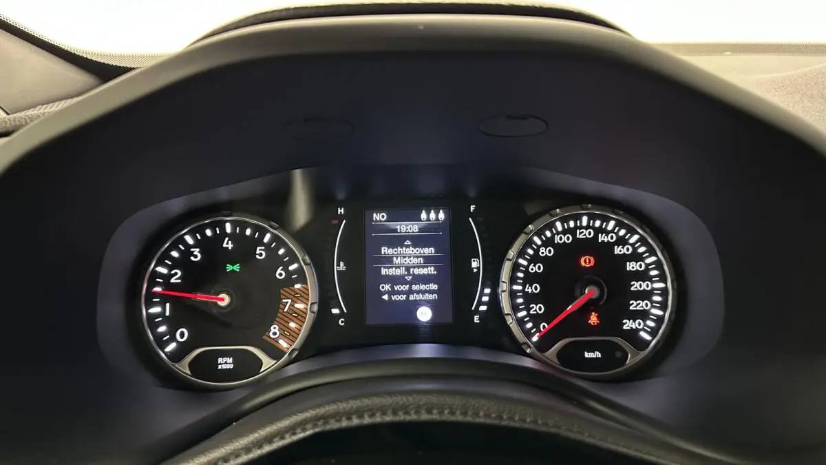1.0T Longitude CRUISE CARPLAY NAVI ECC DAB.