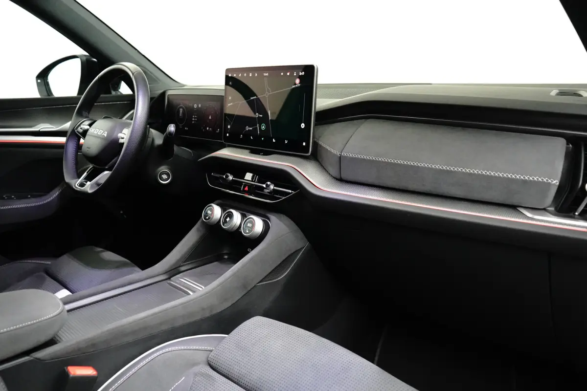 1.5 TSI 204PK iV DSG-6 Sportline | NAVIGATIE | STOEL + STUURVERW. | ELEKTR. A. KLEP | ELEKTR. BEST. STOEL | SFEERVERLICHTING