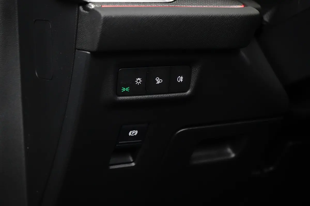 1.5 TSI 204PK iV DSG-6 Sportline | NAVIGATIE | STOEL + STUURVERW. | ELEKTR. A. KLEP | ELEKTR. BEST. STOEL | SFEERVERLICHTING