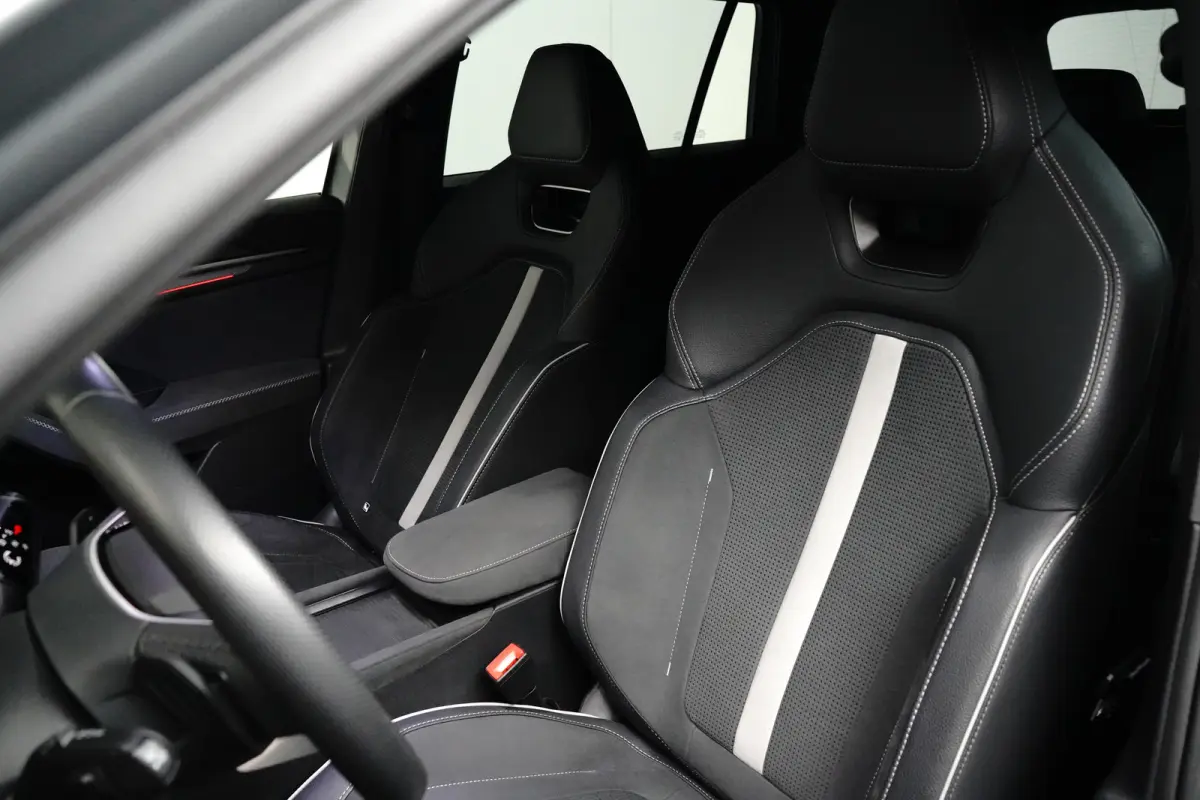 1.5 TSI 204PK iV DSG-6 Sportline | NAVIGATIE | STOEL + STUURVERW. | ELEKTR. A. KLEP | ELEKTR. BEST. STOEL | SFEERVERLICHTING
