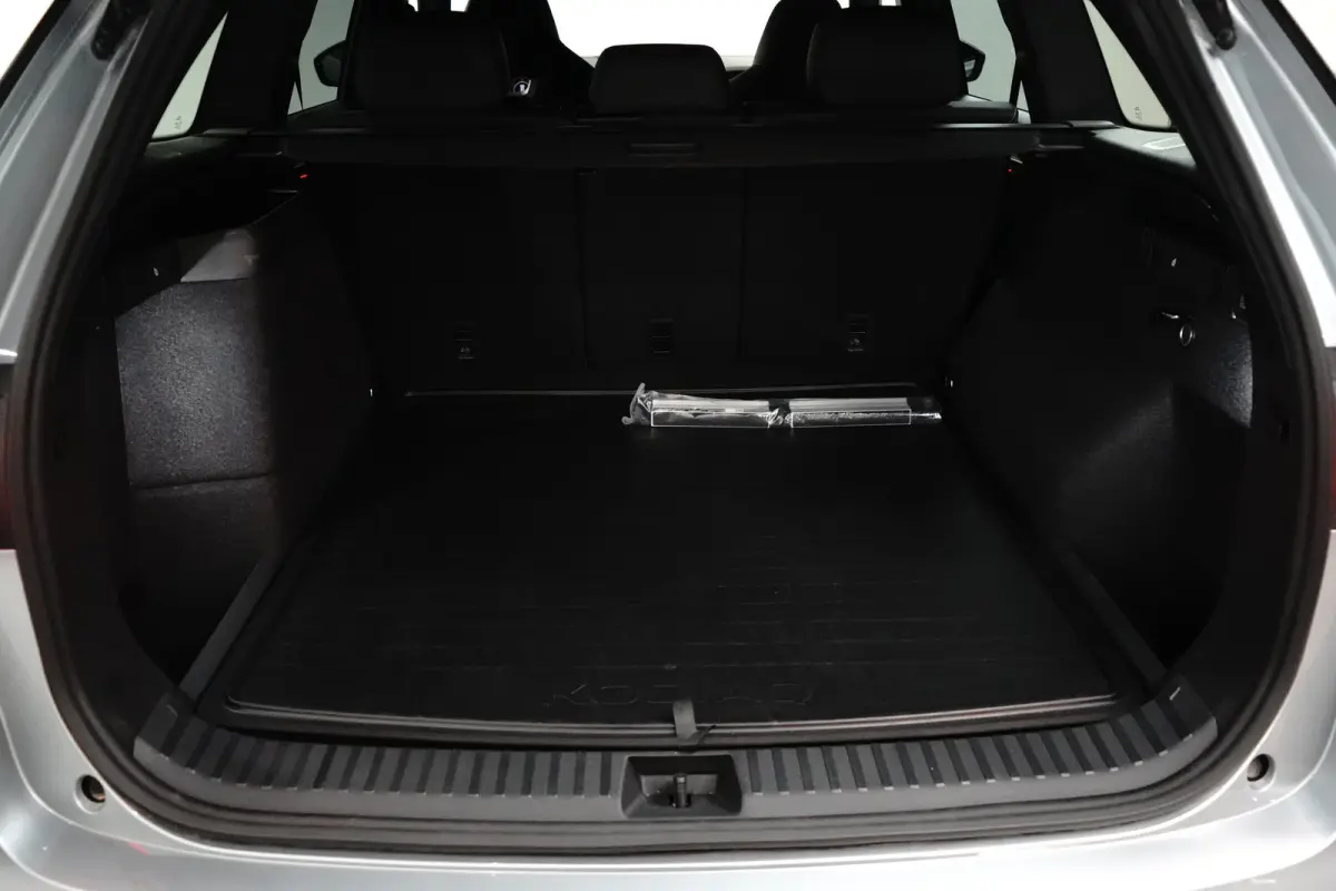 1.5 TSI 204PK iV DSG-6 Sportline | NAVIGATIE | STOEL + STUURVERW. | ELEKTR. A. KLEP | ELEKTR. BEST. STOEL | SFEERVERLICHTING
