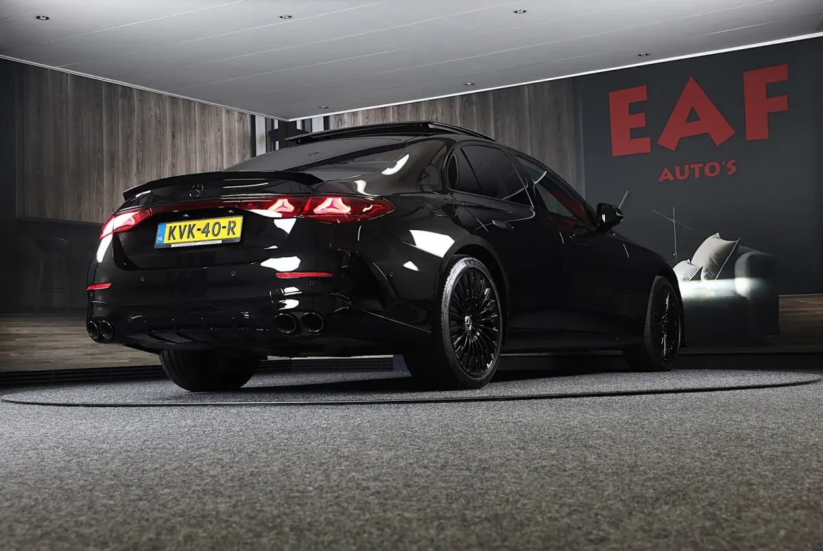 300 e AMG 53 Look / Massage / Burmester 4D / Head Up / 360 Camera / Acc / Elek Stoelen / Open Pano / 20 Inc