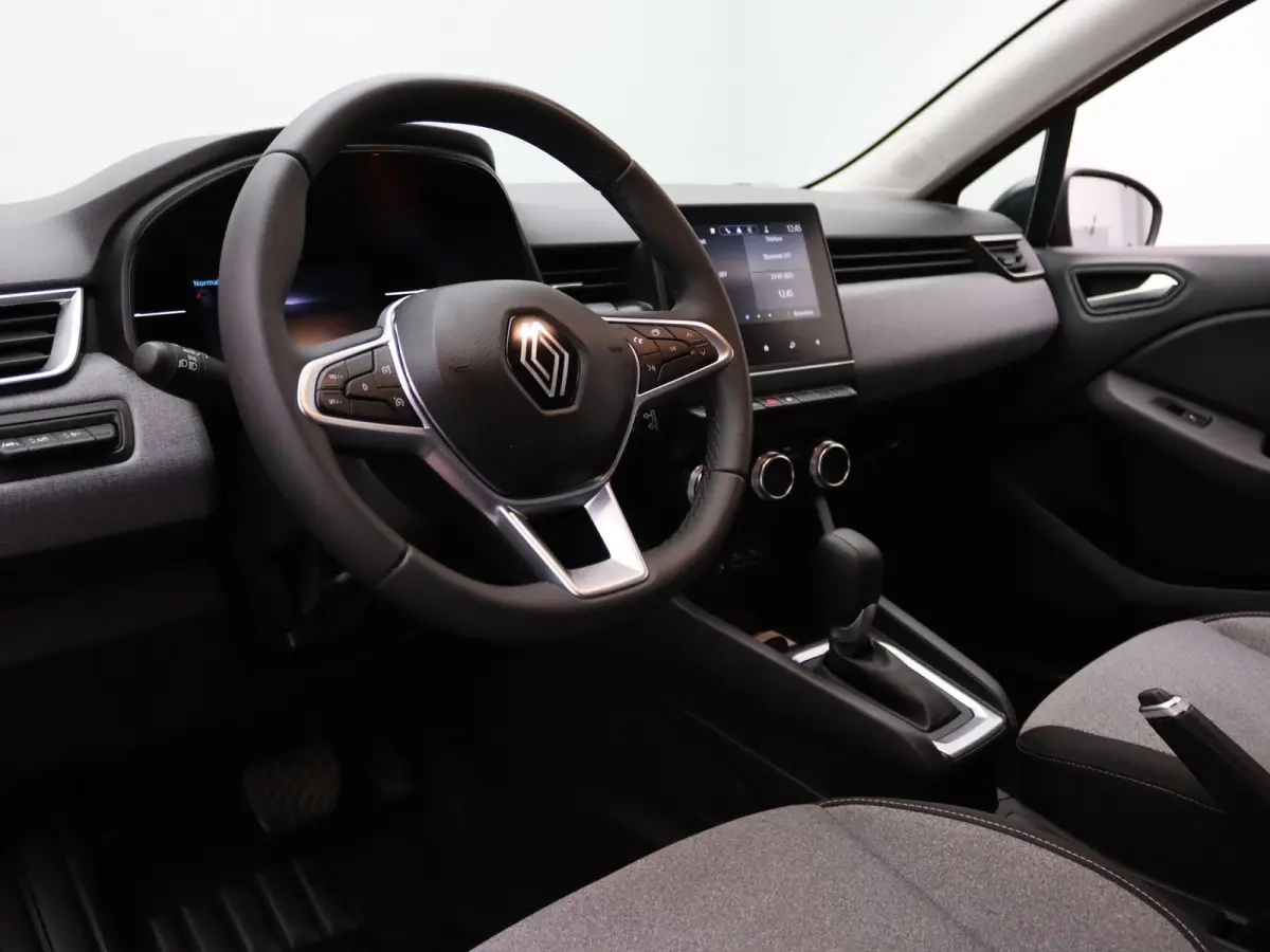 E-Tech Full Hybrid 145pk evolution Airco | Camera | Carplay | Parksens. achter