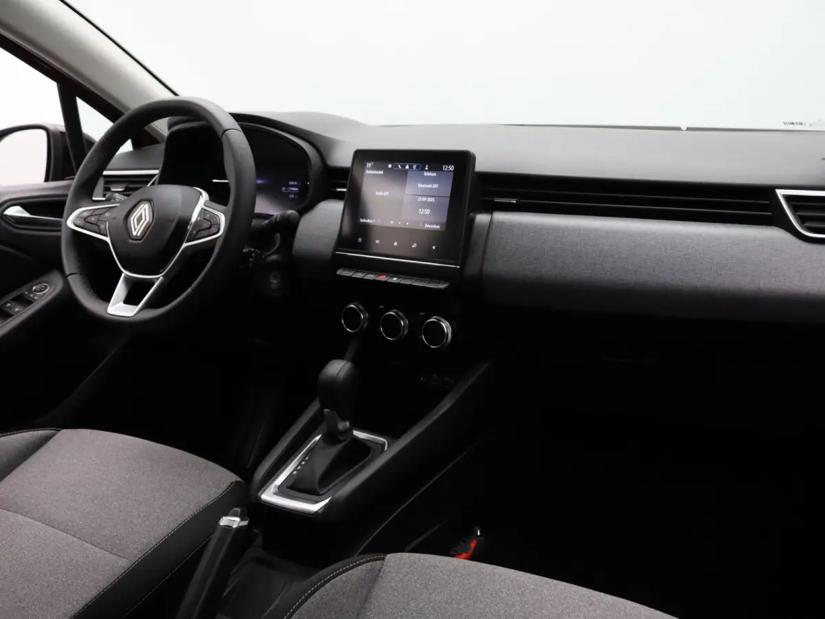 E-Tech Full Hybrid 145pk evolution Airco | Camera | Carplay | Parksens. achter