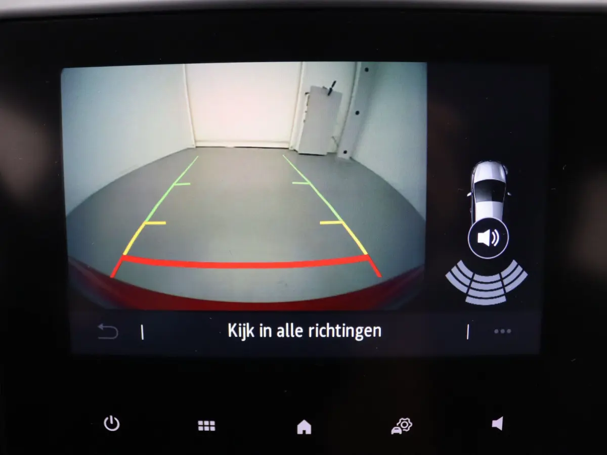 E-Tech Full Hybrid 145pk evolution Airco | Camera | Carplay | Parksens. achter