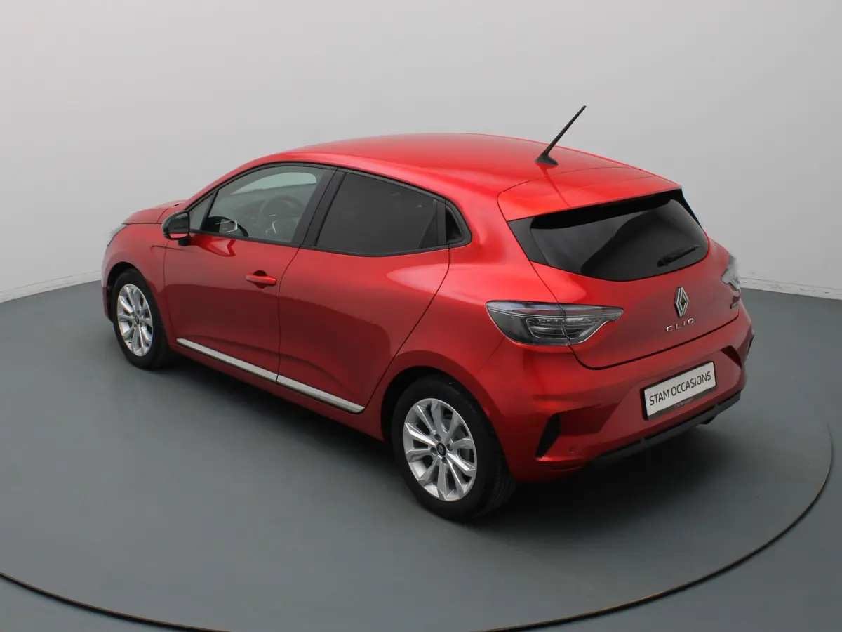 E-Tech Full Hybrid 145pk evolution Airco | Camera | Carplay | Parksens. achter