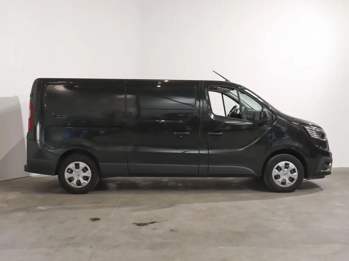 2.0 Blue dCi 130PK L2H1 Advance Automaat Airco Bluetooth Camera Cruise PDC Trekhaak