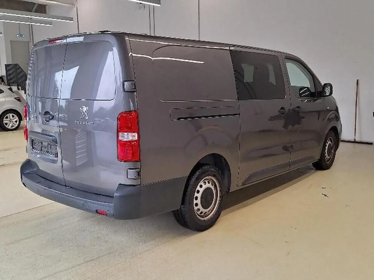 2.0 BlueHDI 145 AUTOMAAT DUBBEL CABINE DC