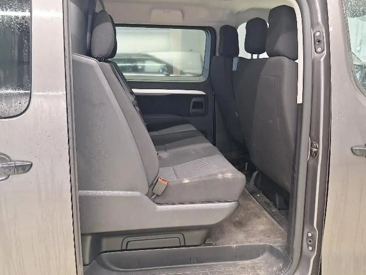 2.0 BlueHDI 145 AUTOMAAT DUBBEL CABINE DC