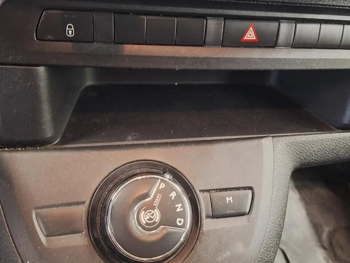 2.0 BlueHDI 145 AUTOMAAT DUBBEL CABINE DC