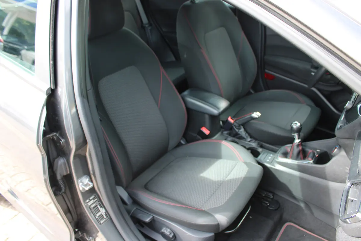 1.0 EcoBoost ST-Line//Cruise//5drs!