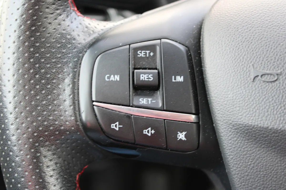 1.0 EcoBoost ST-Line//Cruise//5drs!