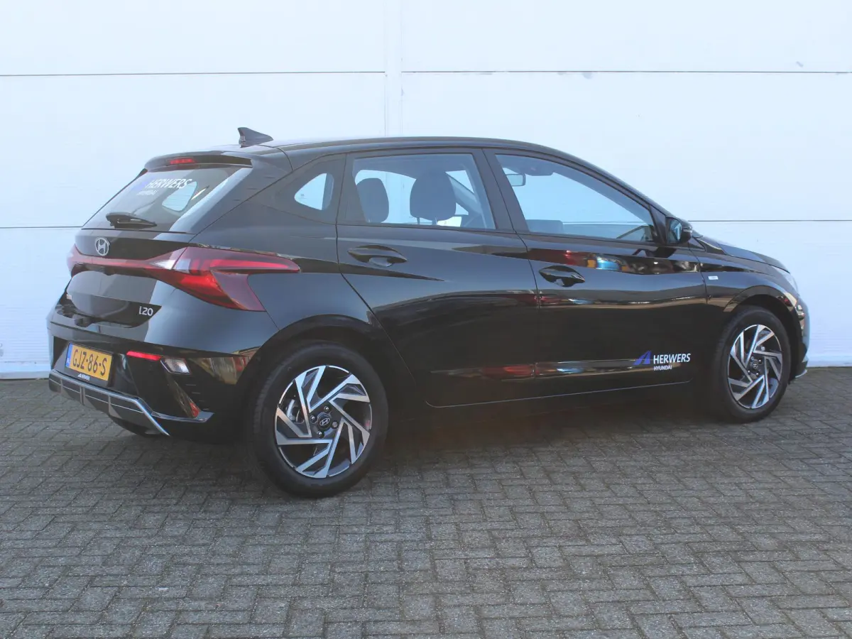1.0 T-GDI Comfort Smart / Navigatie + Apple Carplay/Android Auto / Cruise Control / Airco / Achteruitrijcamera / Bluetooth /