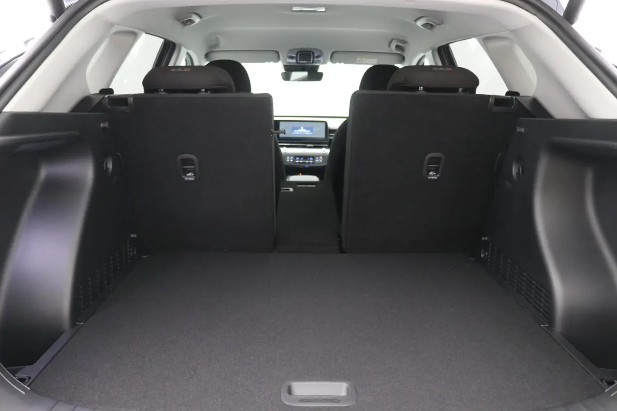 1.6 GDI HEV Comfort Smart ** Nieuw uit voorraad leverbaar **
