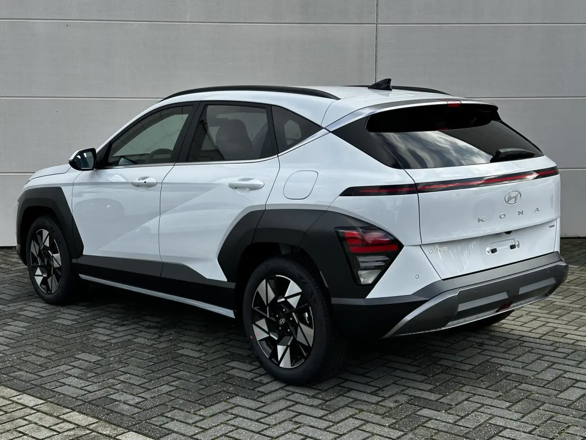 1.6 GDI HEV Comfort Smart ** Nieuw uit voorraad leverbaar **