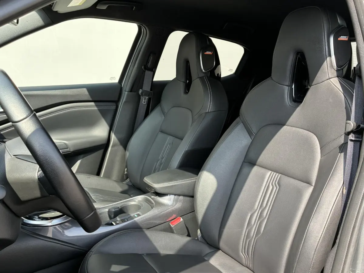 1.6 Hybrid Tekna / Sound Pack / All-Season banden / Achteruitrijcamera / Apple Carplay/Android Auto / Bluetooth / Adaptieve Cruise Control /