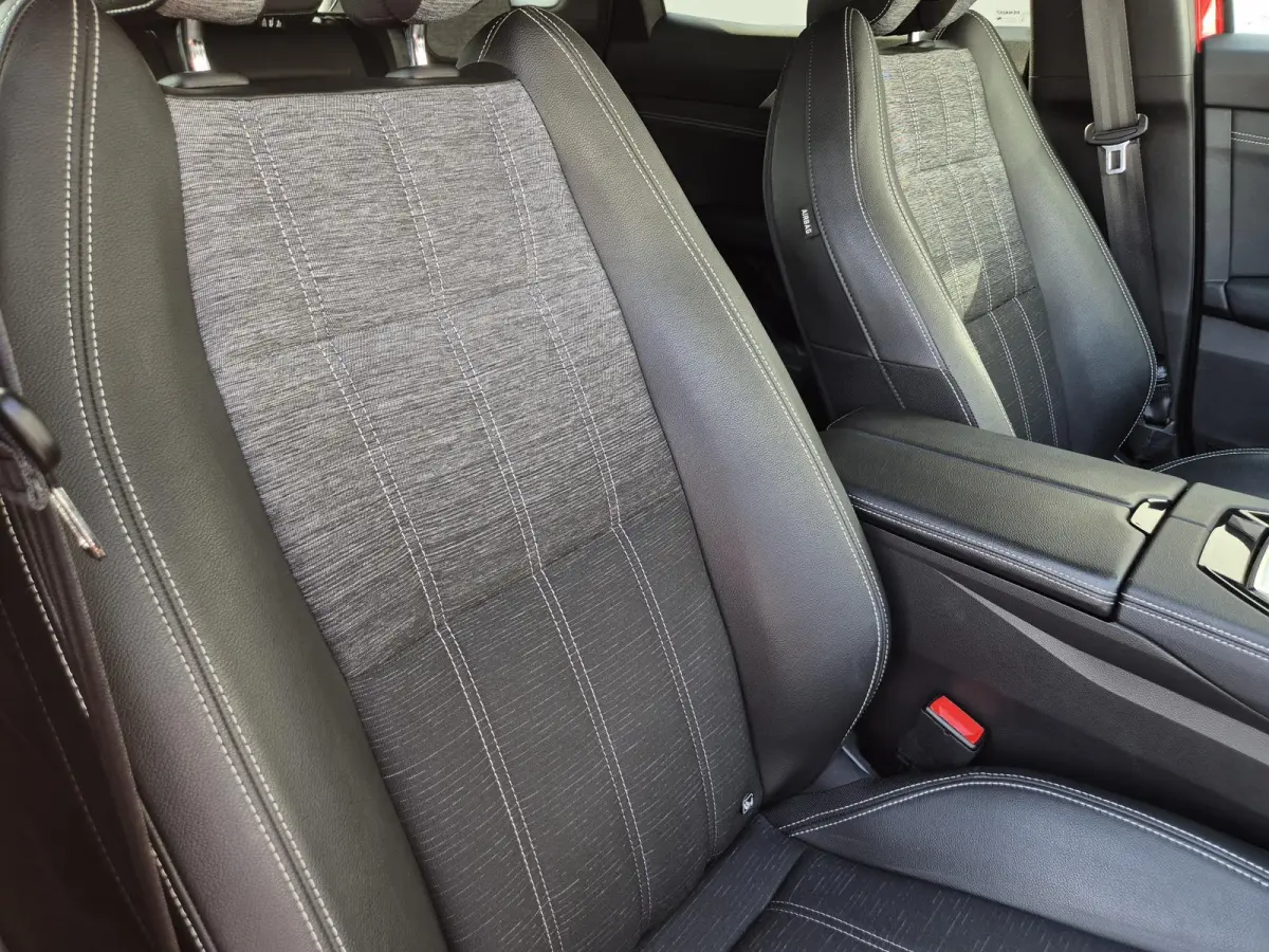 1.2 E-Tech full hybrid 200 techno / Fabrieksgarantie tot 02-2028 / Trekgewicht 1500 kg / Panoramadak / Rondomzicht camera / Apple Carplay Android Auto / Draadloze telefoon lader / Keyless En