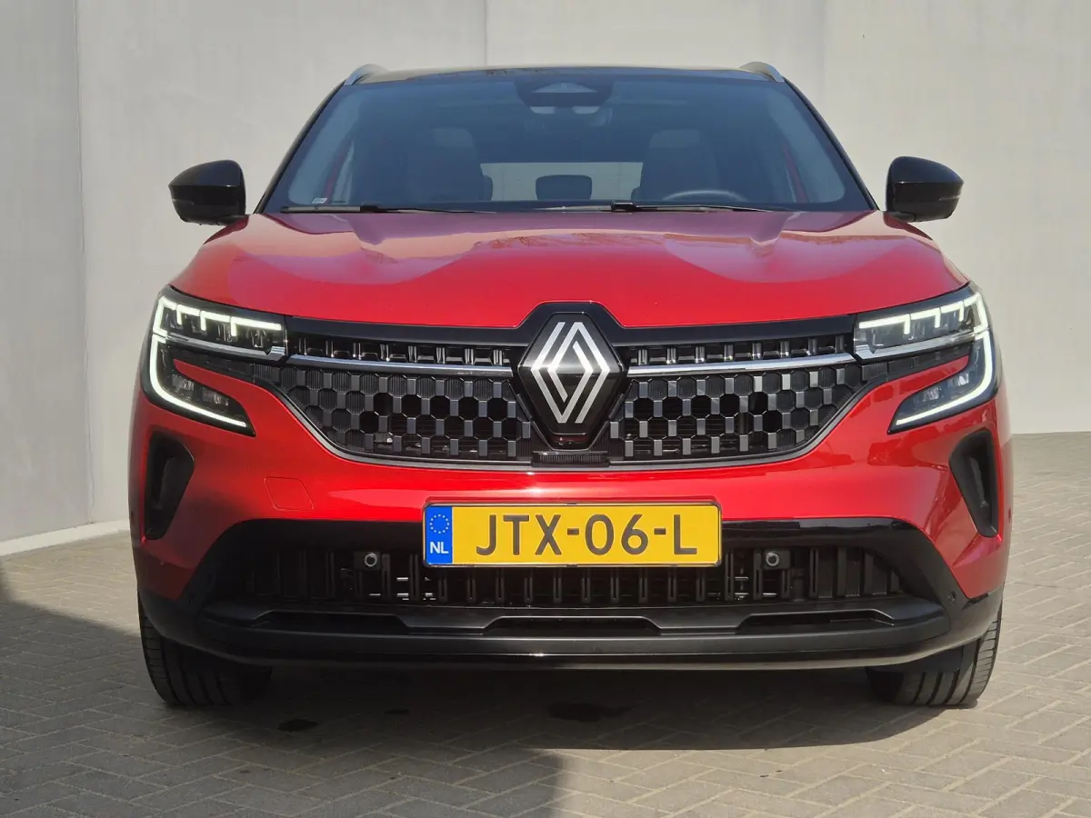 1.2 E-Tech full hybrid 200 techno / Fabrieksgarantie tot 02-2028 / Trekgewicht 1500 kg / Panoramadak / Rondomzicht camera / Apple Carplay Android Auto / Draadloze telefoon lader / Keyless En