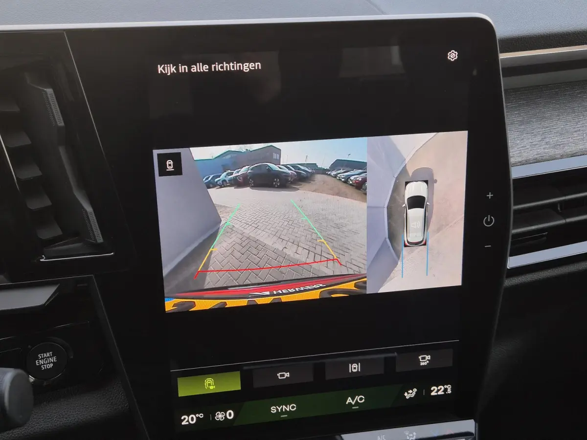 1.2 E-Tech full hybrid 200 techno / Fabrieksgarantie tot 02-2028 / Trekgewicht 1500 kg / Panoramadak / Rondomzicht camera / Apple Carplay Android Auto / Draadloze telefoon lader / Keyless En