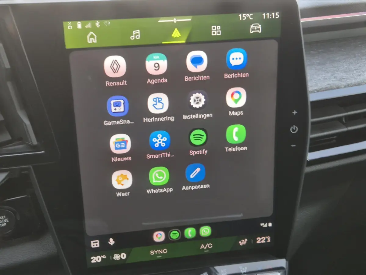 1.2 E-Tech full hybrid 200 techno / Fabrieksgarantie tot 02-2028 / Trekgewicht 1500 kg / Panoramadak / Rondomzicht camera / Apple Carplay Android Auto / Draadloze telefoon lader / Keyless En