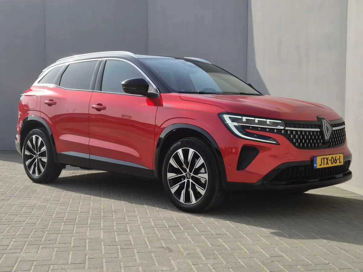 1.2 E-Tech full hybrid 200 techno / Fabrieksgarantie tot 02-2028 / Trekgewicht 1500 kg / Panoramadak / Rondomzicht camera / Apple Carplay Android Auto / Draadloze telefoon lader / Keyless En