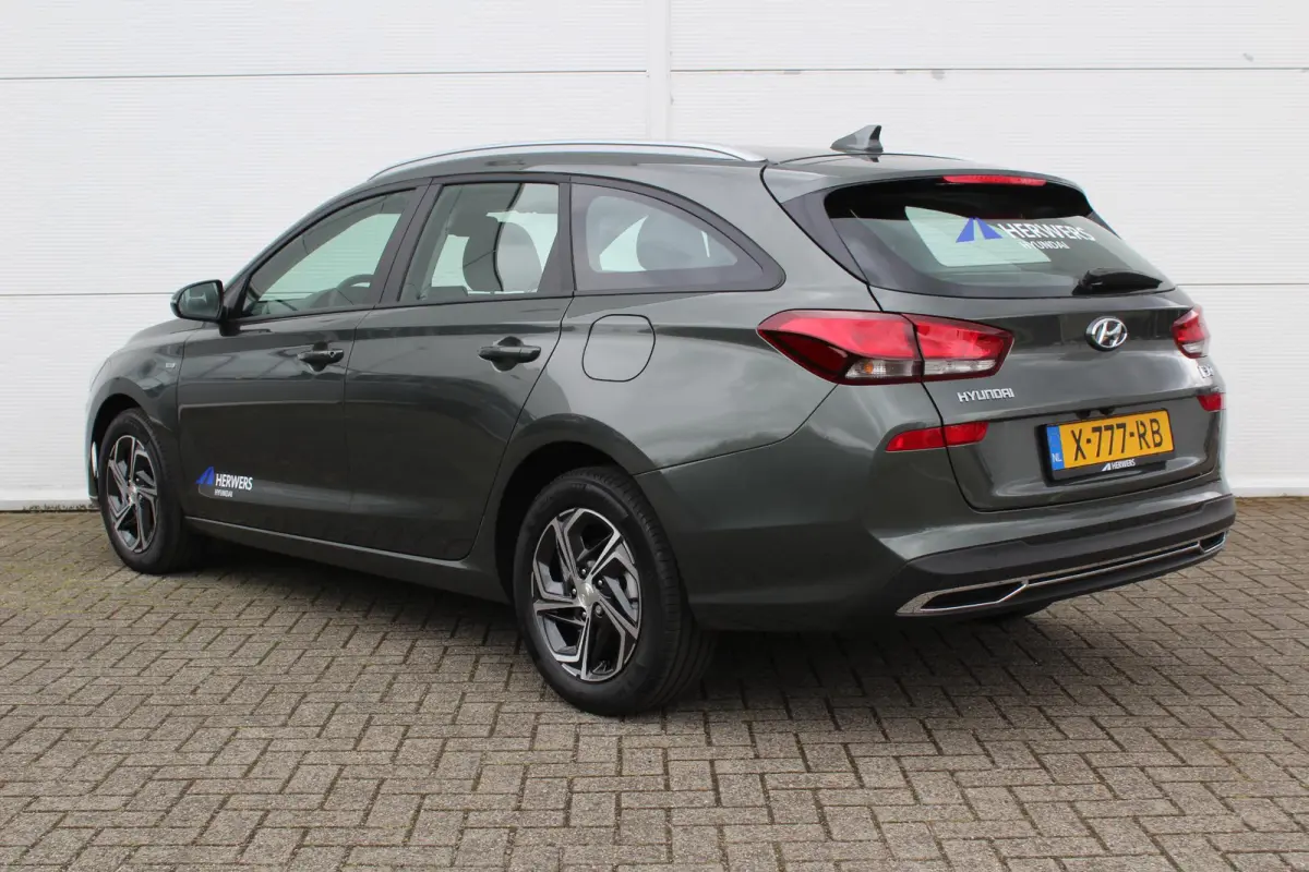 1.0 T-GDi MHEV Comfort Smart / Navigatie + Apple Carplay/Android Auto / Climate Control / Achteruitrijcamera / Cruise Control / Keyless Entry & Start /