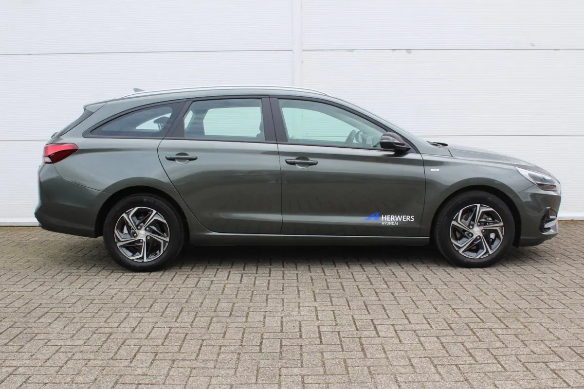 1.0 T-GDi MHEV Comfort Smart / Navigatie + Apple Carplay/Android Auto / Climate Control / Achteruitrijcamera / Cruise Control / Keyless Entry & Start /