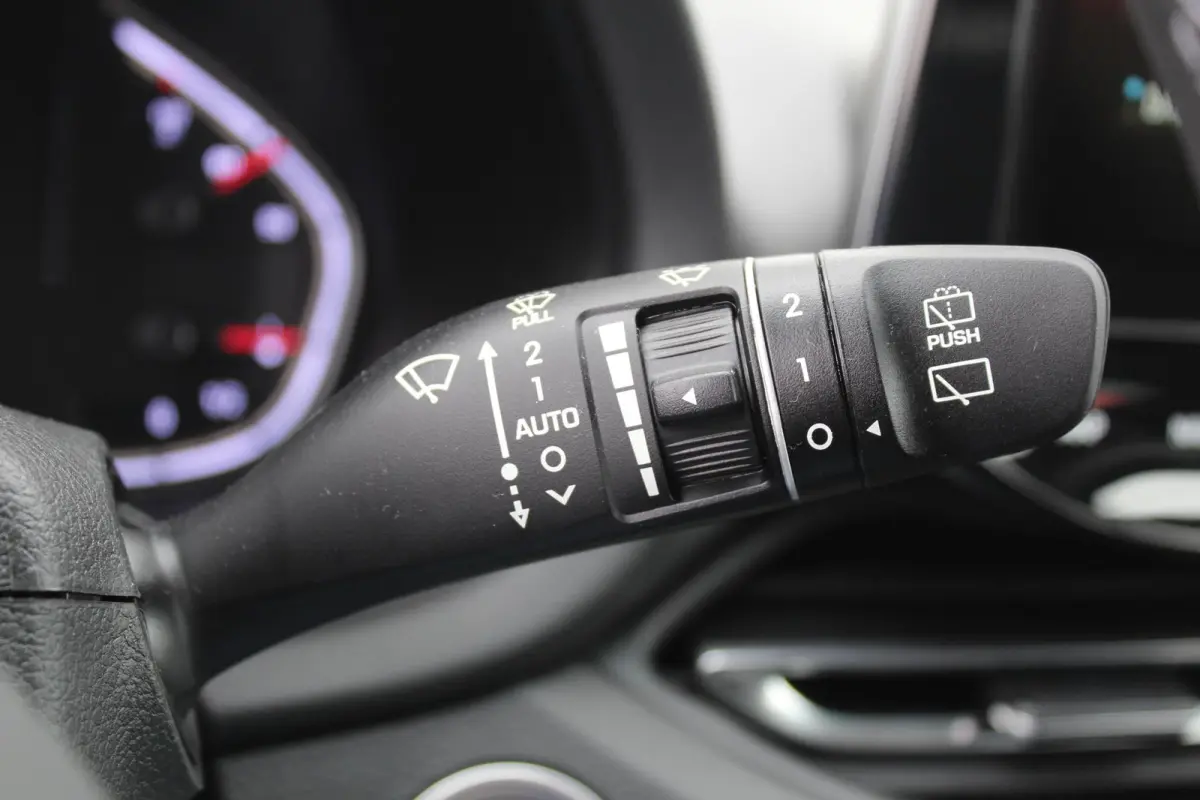 1.0 T-GDi MHEV Comfort Smart / Navigatie + Apple Carplay/Android Auto / Climate Control / Achteruitrijcamera / Cruise Control / Keyless Entry & Start /