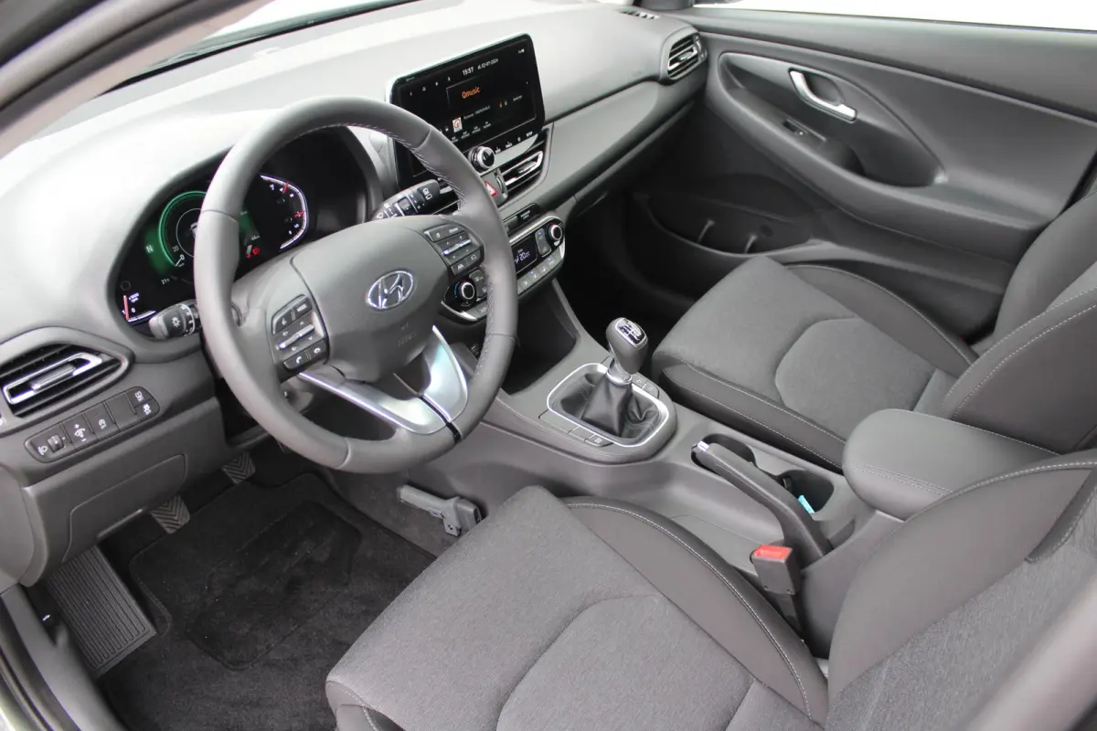 1.0 T-GDi MHEV Comfort Smart / Navigatie + Apple Carplay/Android Auto / Climate Control / Achteruitrijcamera / Cruise Control / Keyless Entry & Start /