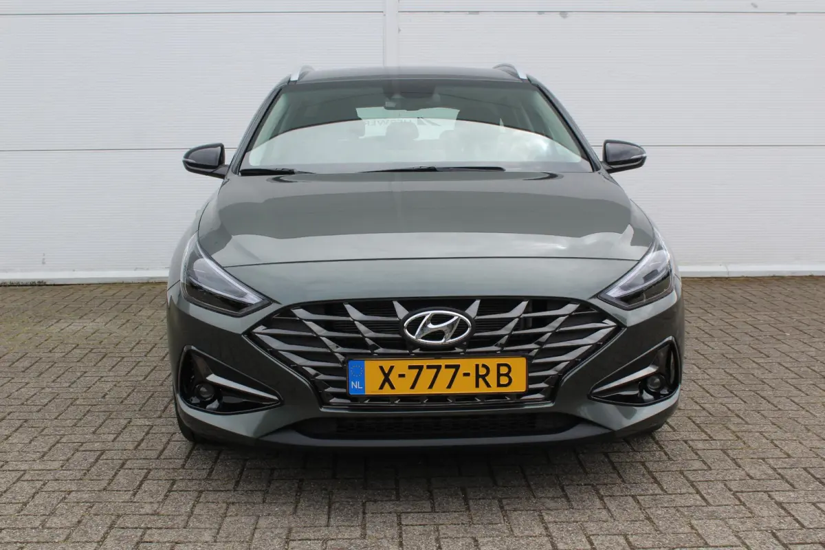 1.0 T-GDi MHEV Comfort Smart / Navigatie + Apple Carplay/Android Auto / Climate Control / Achteruitrijcamera / Cruise Control / Keyless Entry & Start /