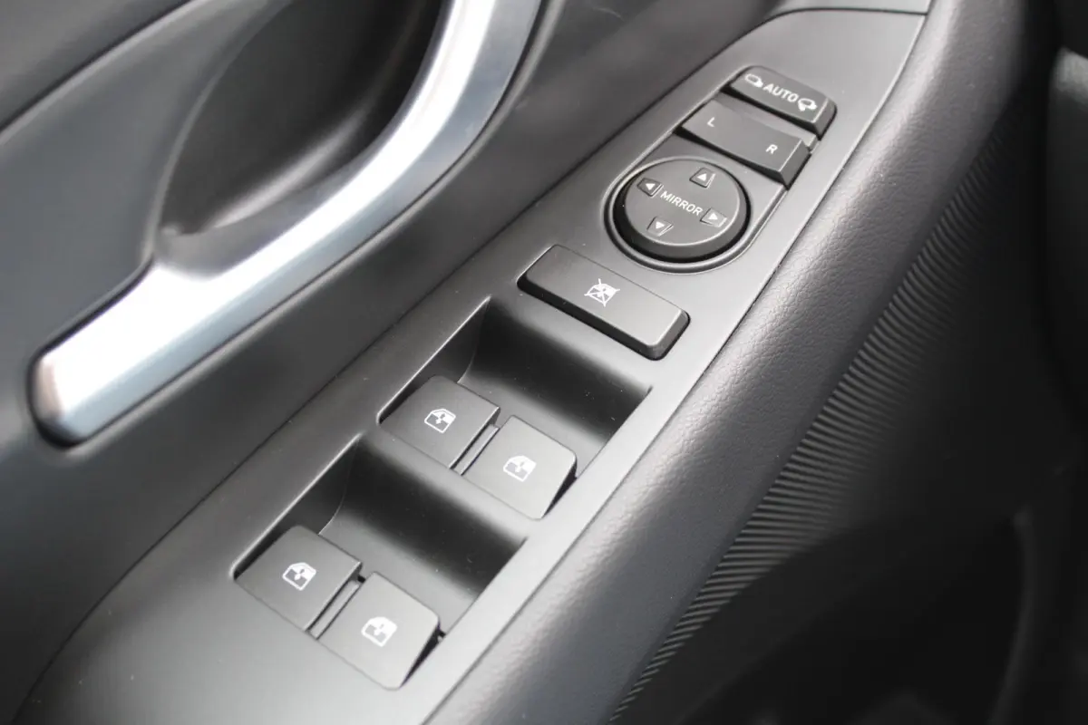 1.0 T-GDi MHEV Comfort Smart / Navigatie + Apple Carplay/Android Auto / Climate Control / Achteruitrijcamera / Cruise Control / Keyless Entry & Start /