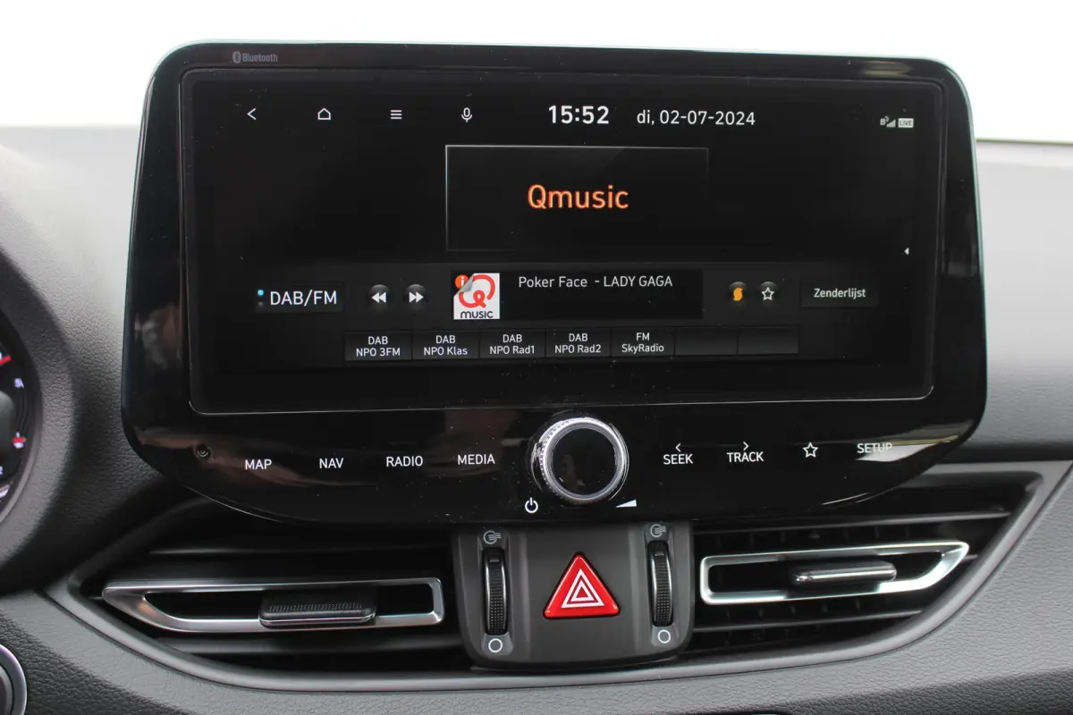 1.0 T-GDi MHEV Comfort Smart / Navigatie + Apple Carplay/Android Auto / Climate Control / Achteruitrijcamera / Cruise Control / Keyless Entry & Start /