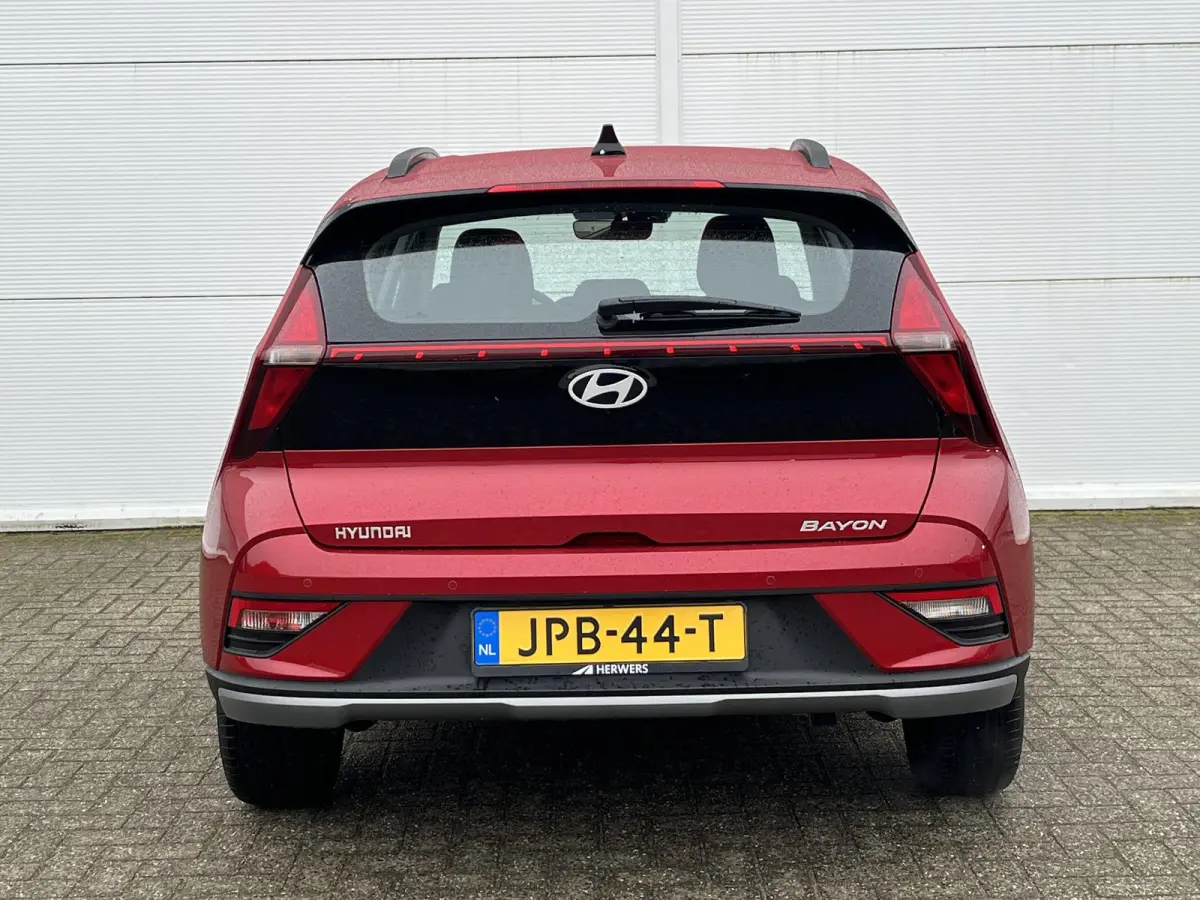 1.0 T-GDI Comfort / Navigatie / Achteruitrijcamera / Airco / Cruise Control / LED Dagrijverlichting /