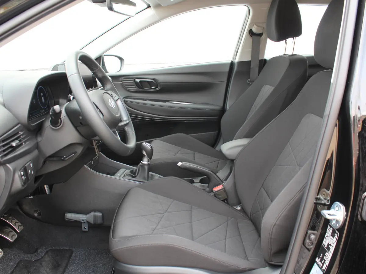 1.0 T-GDI Comfort Smart / Navigatie + Apple Carplay/Android Auto / Cruise Control / Achteruitrijcamera / Lichtmetalen Velgen 16" / Airco /