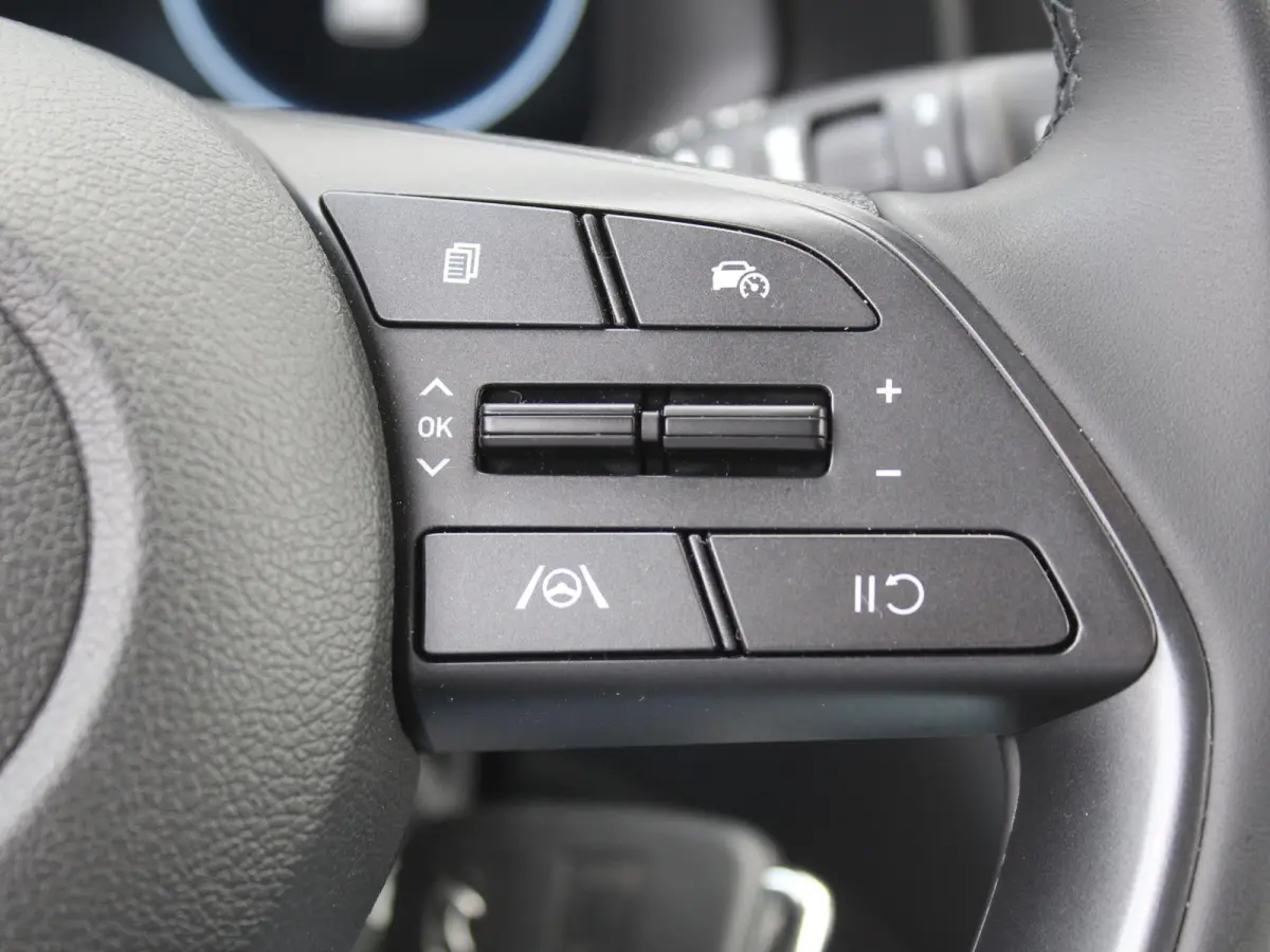1.0 T-GDI Comfort Smart / Navigatie + Apple Carplay/Android Auto / Cruise Control / Achteruitrijcamera / Lichtmetalen Velgen 16" / Airco /