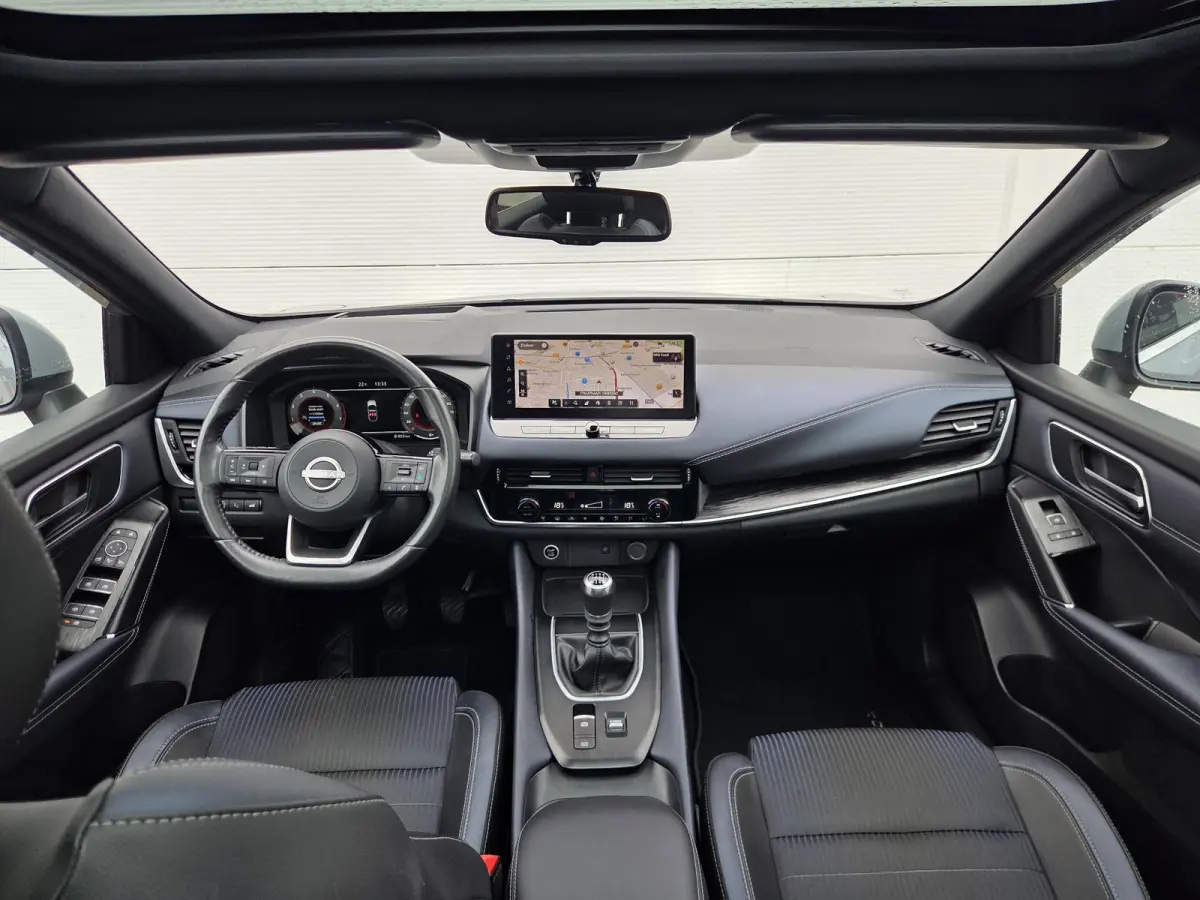 1.3 MHEV Tekna / NL Auto / Trekhaak 1400 KG / Panoramadak / All Seasonbanden / Half Lederen Bekleding / Navigatie / Elektrische Kofferbak / Adaptive Cruise Control / Climate Control / 360 Gr