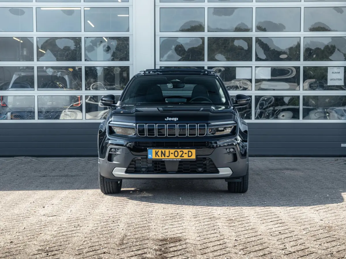 1.2 e-Hybrid Summit | Actieprijs! | Winter Pack | Schuif/Kanteldak | Infotainment &Convenience Pack