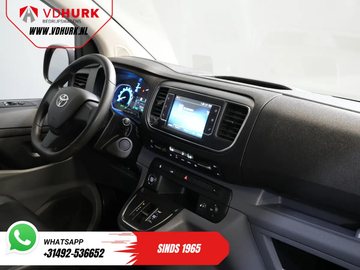 Worker L3 75 kWh 345km WLTP 2x Schuifdeur/ LED/ Head-Up/ Snellader/ Keyless/ Stoelverw./ Carplay/ Navi/ Camera/ Climate/ PDC/ LMV/ Cruise/ Trekhaak