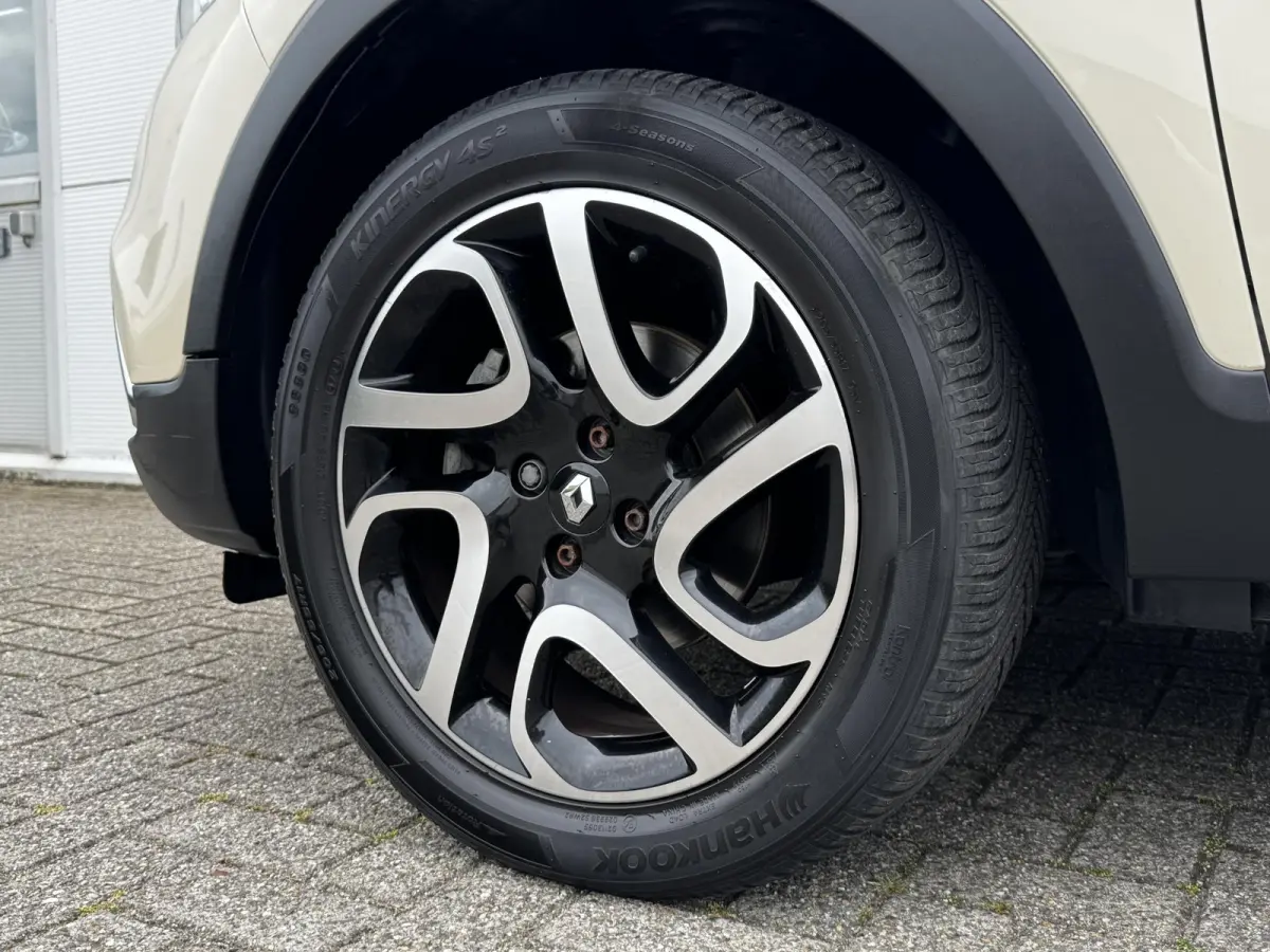 1.2 TCe Dynamique / Trekhaak (1200 KG) / Navigatie / Achteruitrijcamera / Cruise Control / Climate Control /