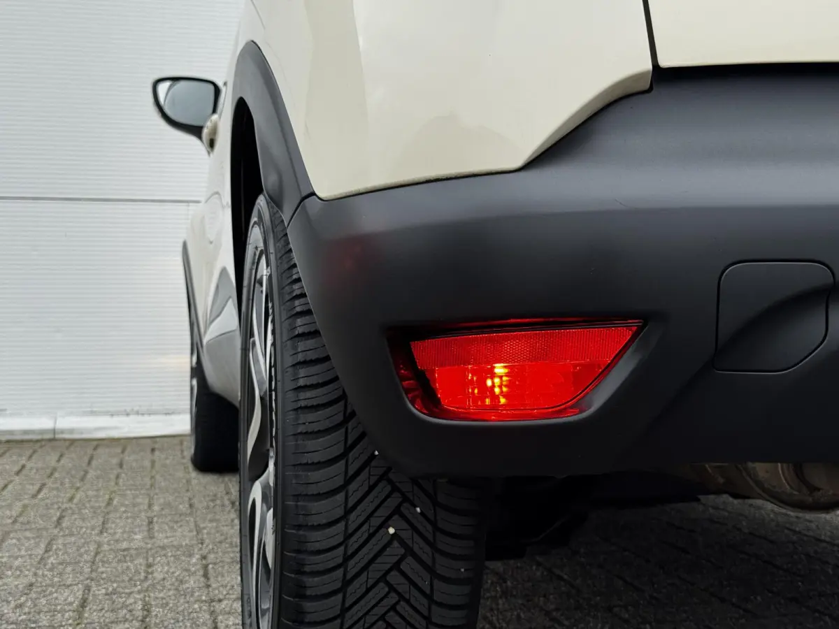 1.2 TCe Dynamique / Trekhaak (1200 KG) / Navigatie / Achteruitrijcamera / Cruise Control / Climate Control /