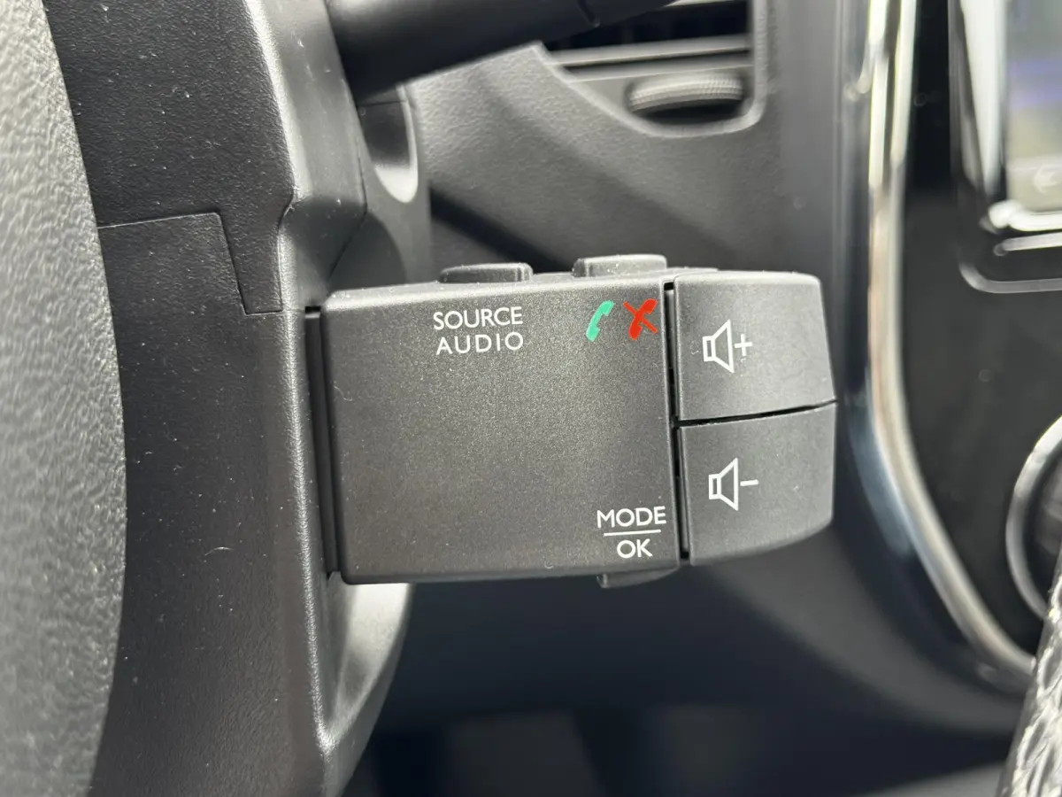 1.2 TCe Dynamique / Trekhaak (1200 KG) / Navigatie / Achteruitrijcamera / Cruise Control / Climate Control /